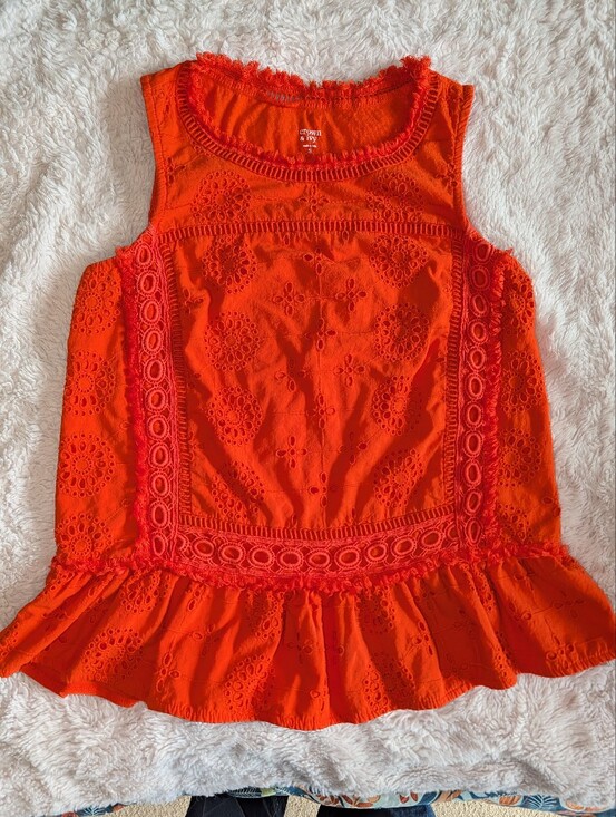 crown & ivy Tops - Crown & Ivy‎ Orange Eyelet Lace Peplum Sleeveless Top Fringe Trim Small